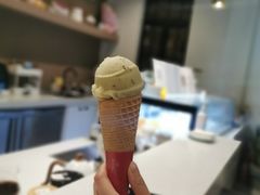 -Fridi Patisserie Cafe