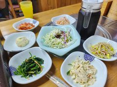 -亲昵春川鸡排(韩国美食街店)