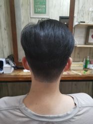 点击看大图 -首脑美发沙龙