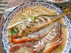 -霆记海鲜·只为这碗面(滨江店)