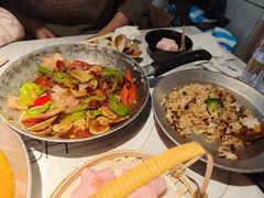-巴厘龙虾·榜首油焖大虾(音乐学院·沿江酒馆店)