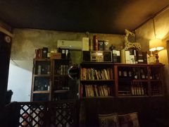 -城墙外BAR