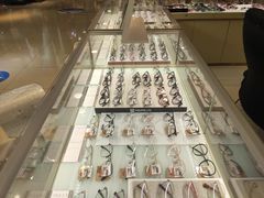 -宝岛眼镜(群光广场店)