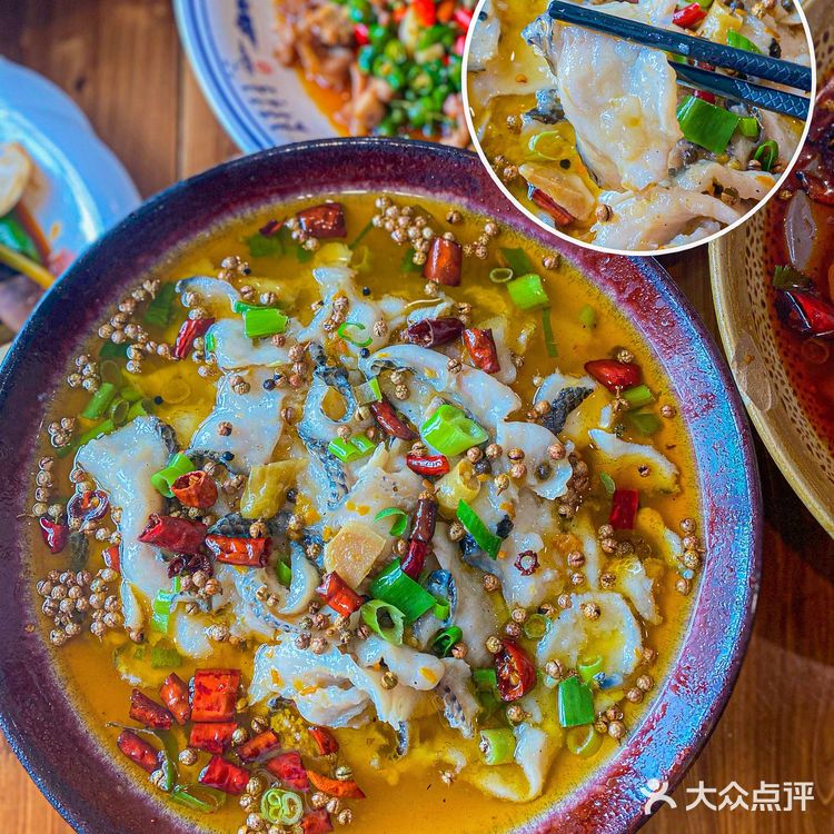 二刷藏在解放碑写字楼里的地道重庆江湖菜🔥