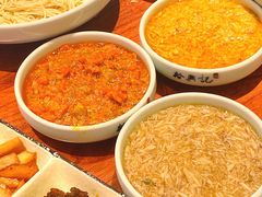 -裕兴记•蟹黄面馆(人民广场店)