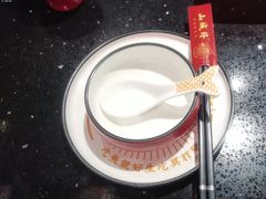 -山城外·非遗酸菜鱼(盛龙广场店)