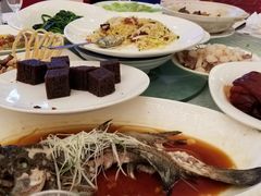 -泓历皇朝酒店(东亭店)