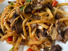 -牛八宝桂林米粉(八里庄店)