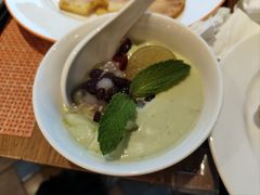 -松咖啡自助餐厅·松北香格里拉