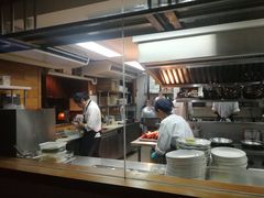 -ROAST coffee & eatery