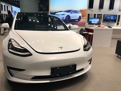 -TESLA 特斯拉(上海太古汇体验店)