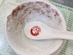 餐具摆设-义顺牛奶公司(庇利金街店)