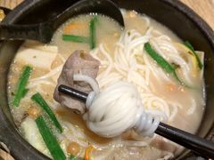 酸汤肥牛过桥米线-云味馆过桥米线(皇庭广场店)