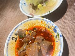 -肖四女乐山跷脚牛肉(世博源店)