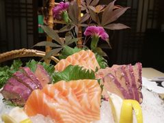 -余欢领鲜火锅(新街口店)