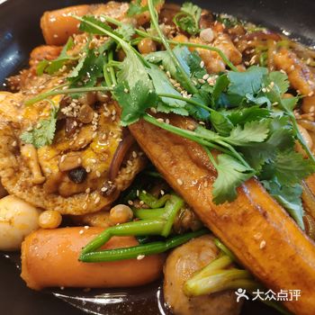 荤素同价，一个人也能做香锅