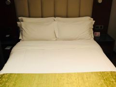 -和颐酒店(广州琶洲会展中心广州塔赤岗地铁站店)