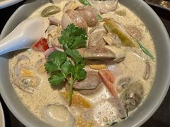 -大头虾越式风味餐厅(光明广场店)