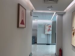 -咪咪比基尼脱毛专业店