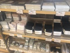 -MUJI无印良品(恒隆广场店)