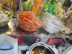 -百品聚旋转火锅(万德庄店)