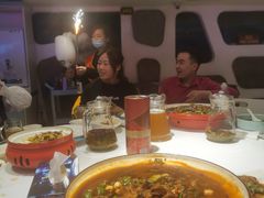 -巴特餐饮6加1音乐餐吧·新疆菜
