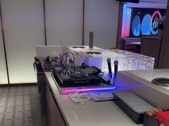 -海底捞火锅(杭州庆春路夜宵主题店)