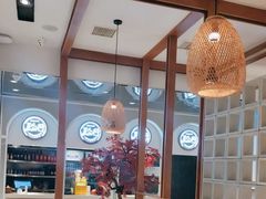 -三人行骨头王火锅(长寿店)