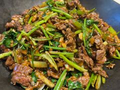 小炒黄牛肉-福阿婆老牌湘菜(大润发店)