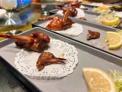 红烧石岐鸽-郑猛记石岐鸽主题餐厅(长江店)