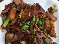 -云河农家乐饭店(福禄缘树山店)