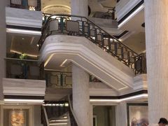 -浅深(世茂滨江精品店)