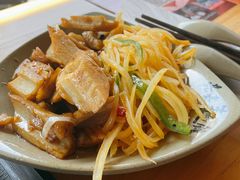 -亮亮拉面(师范路店)