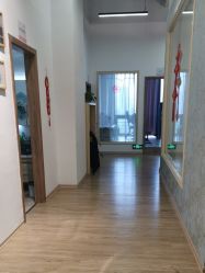 -静待花开瑜伽尊巴会馆