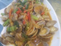 -覃记海鲜美食餐厅