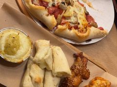 -必胜客(大宁路店)