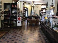 -良友书坊(安徽路店)