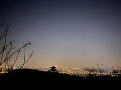 -鬼笑石后山停车场