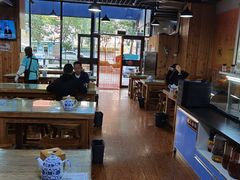 大堂-陇上全荟兰州传统牛肉面(延吉路店)
