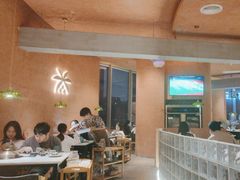 -喃喃椰·糟粕醋·椰子鸡火锅(七堡花园店)