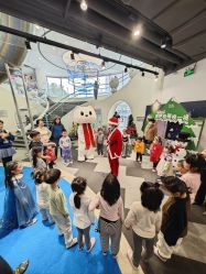 -MINI MARS KIDS CLUB亲子家庭中心(杨浦黄兴店)