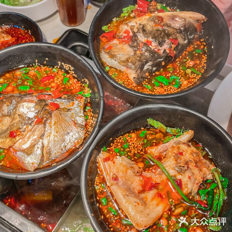 自助吃到爽🥘为了这个美蛙鱼头排队也值了