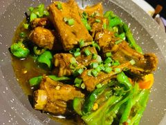 闫大厨辣椒炒排骨-章丘宴(唐人中心店)