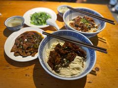 -沪西老弄堂面馆(定西路店)