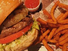-The Habit Burger Grill 哈比特汉堡(复兴soho店)