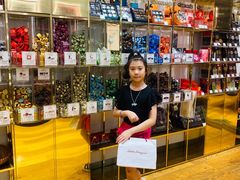 -VENCHI 闻绮(上海佛罗伦萨小镇店)