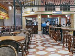 大堂-大食代美食广场(上海中心店)