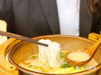仪式感满满的金汤过桥米线汤鲜味美