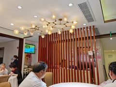 -老人和饭店(淮海中路店)
