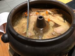云南经典汽锅鸡-云海肴·汽锅鸡·云南菜(高德置地店)